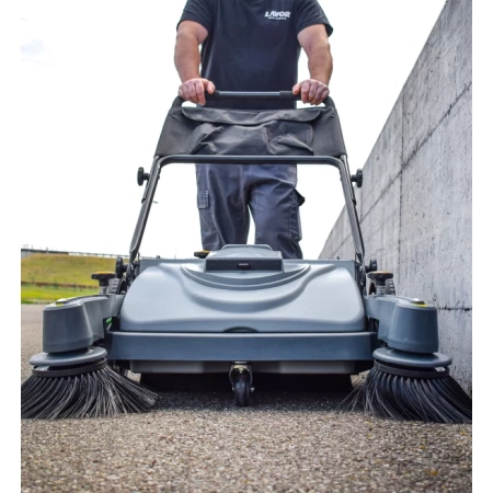 Zamiatarka ręczna Lavor BSW 950 MF – 950 mm, zbiornik 45 l